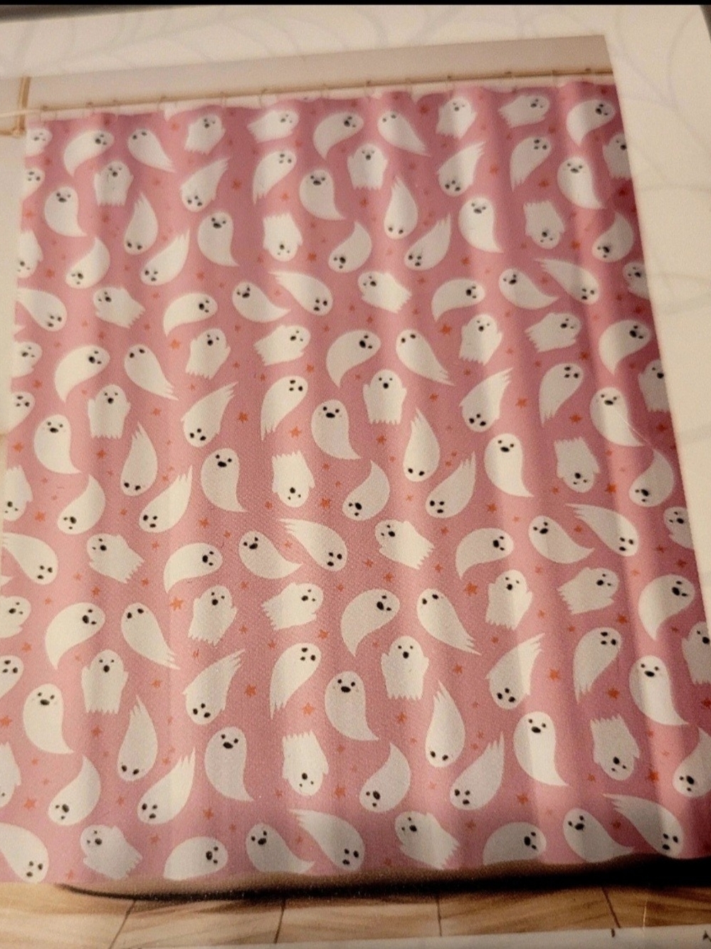 Pink Ghost Pattern Curtain